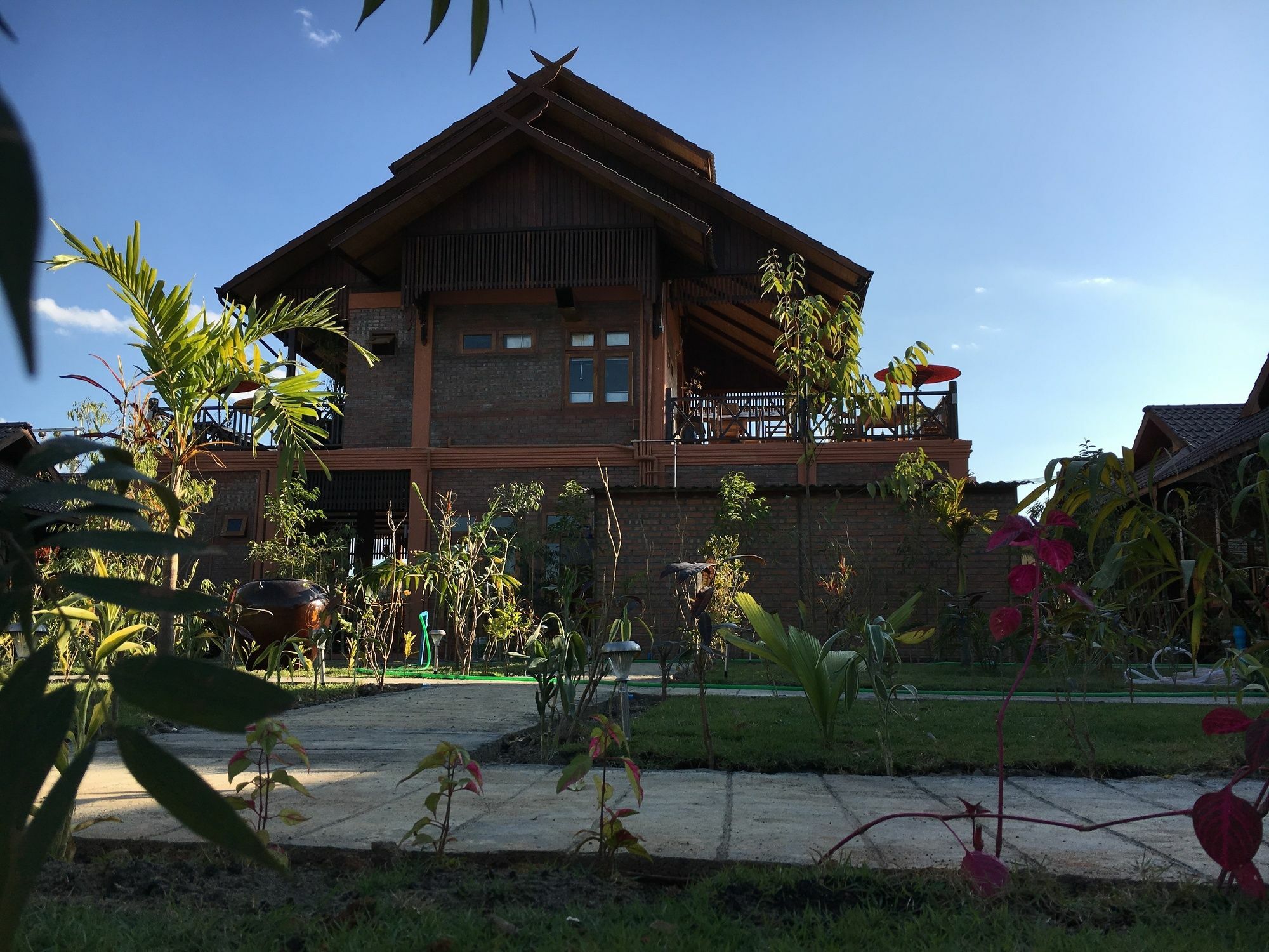 Inle Cottage Boutique Hotel Nyaungshwe Township Exterior photo