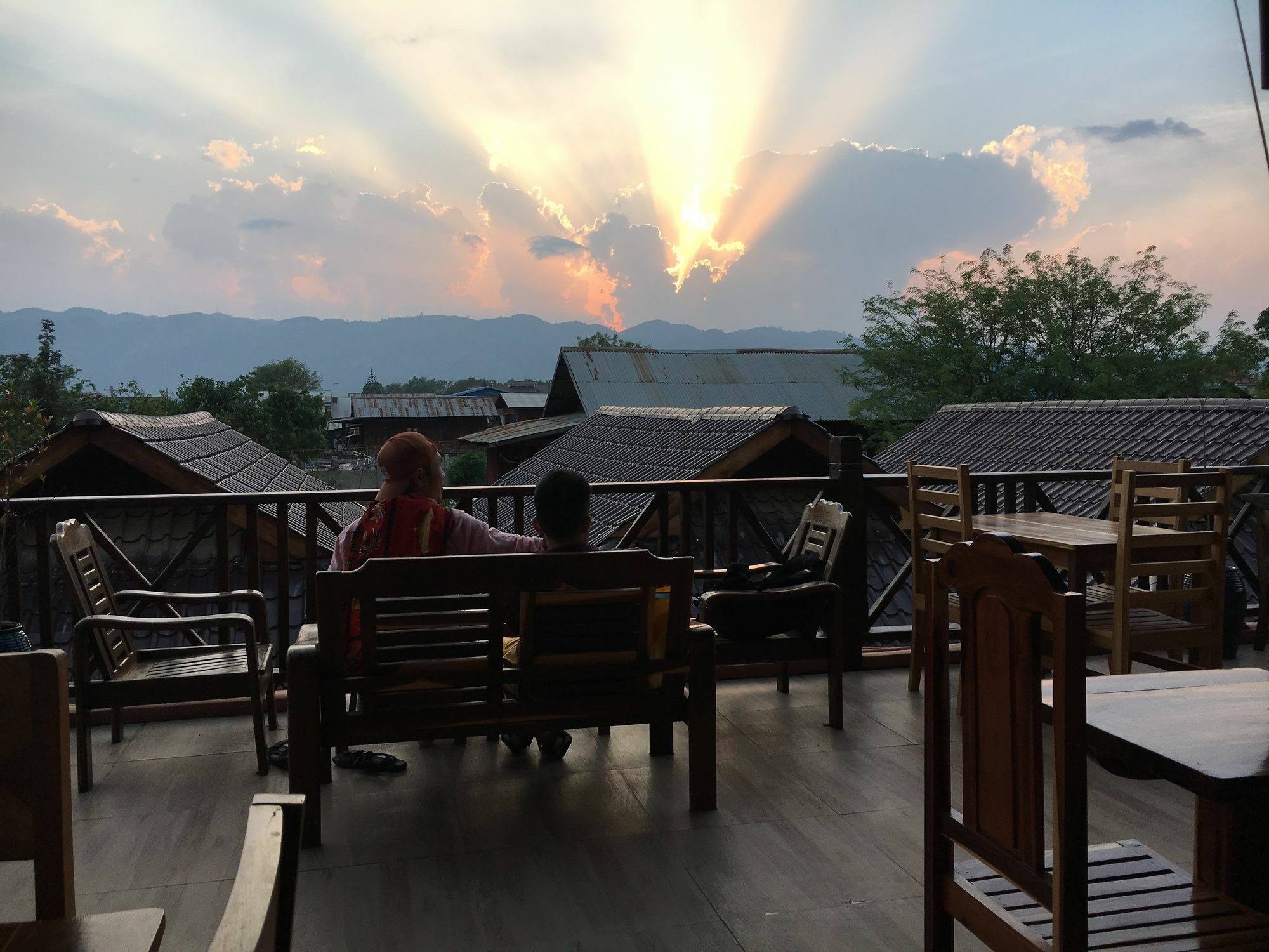 Inle Cottage Boutique Hotel Nyaungshwe Township Exterior photo