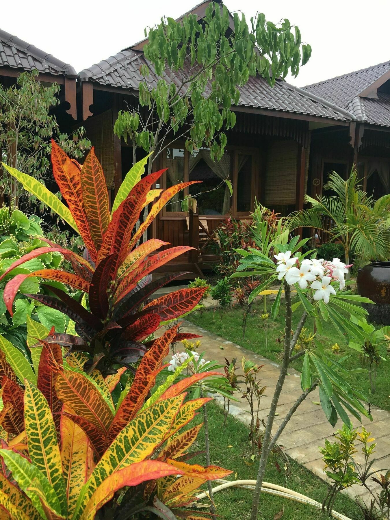 Inle Cottage Boutique Hotel Nyaungshwe Township Exterior photo